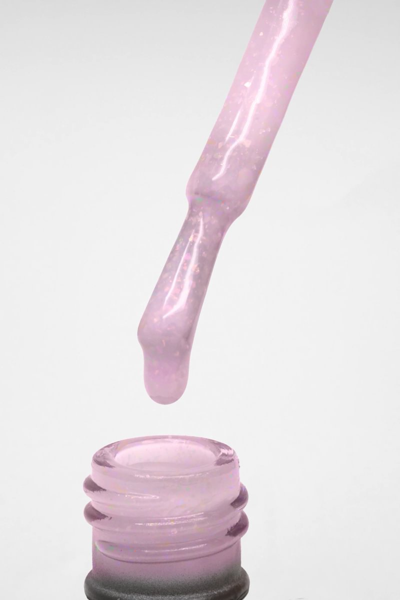 Kinetics SHIELD Gel Polish #670 OPAL 15 ml – zartes Rosa mit Opalflocken UV Nagellack, HEMA-frei