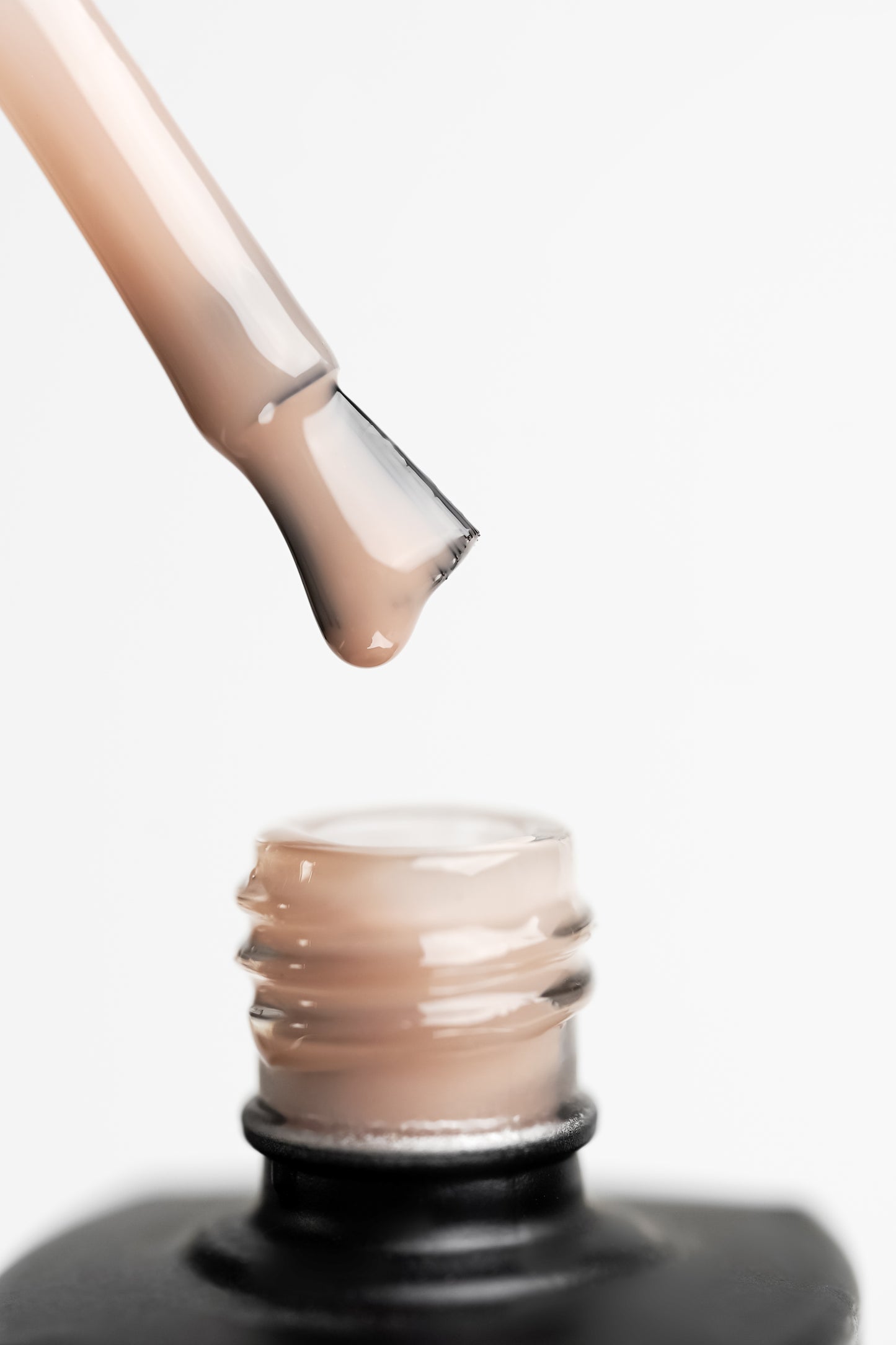 Kinetics SHIELD Fiber Base Light Sand #929 15ml – HEMA-freie Fiberglas-Basis im hellen Sandton für natürliche Nagelverstärkung