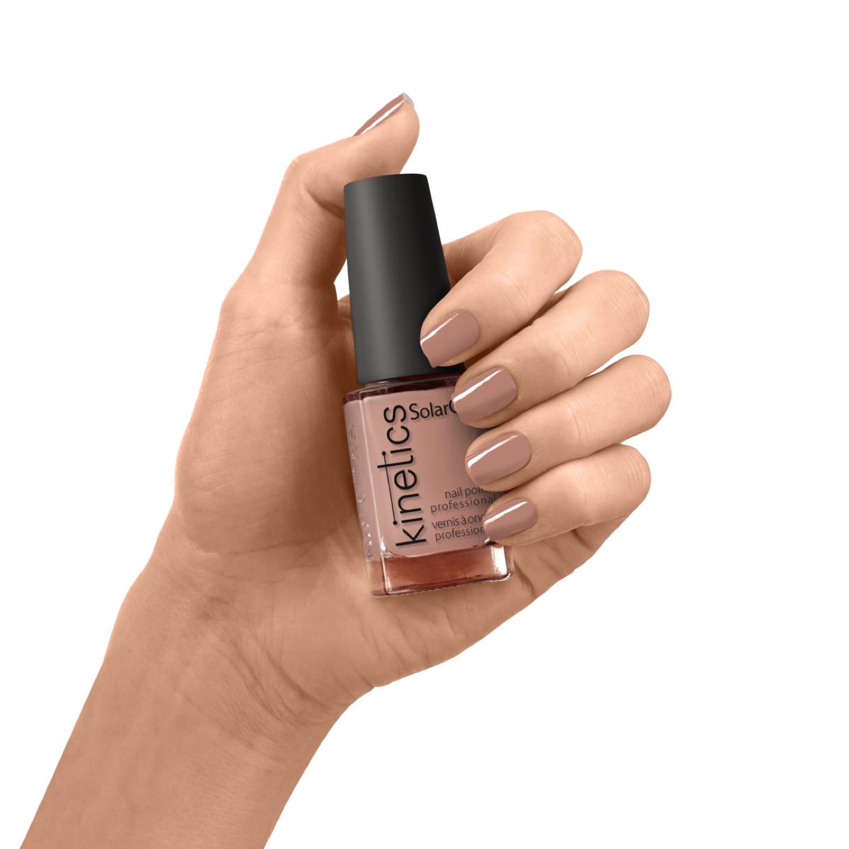 Kinetics Nail Polish SolarGel #392 NUDE DIFFERENT 15 ml – klassischer Nagellack in Nude