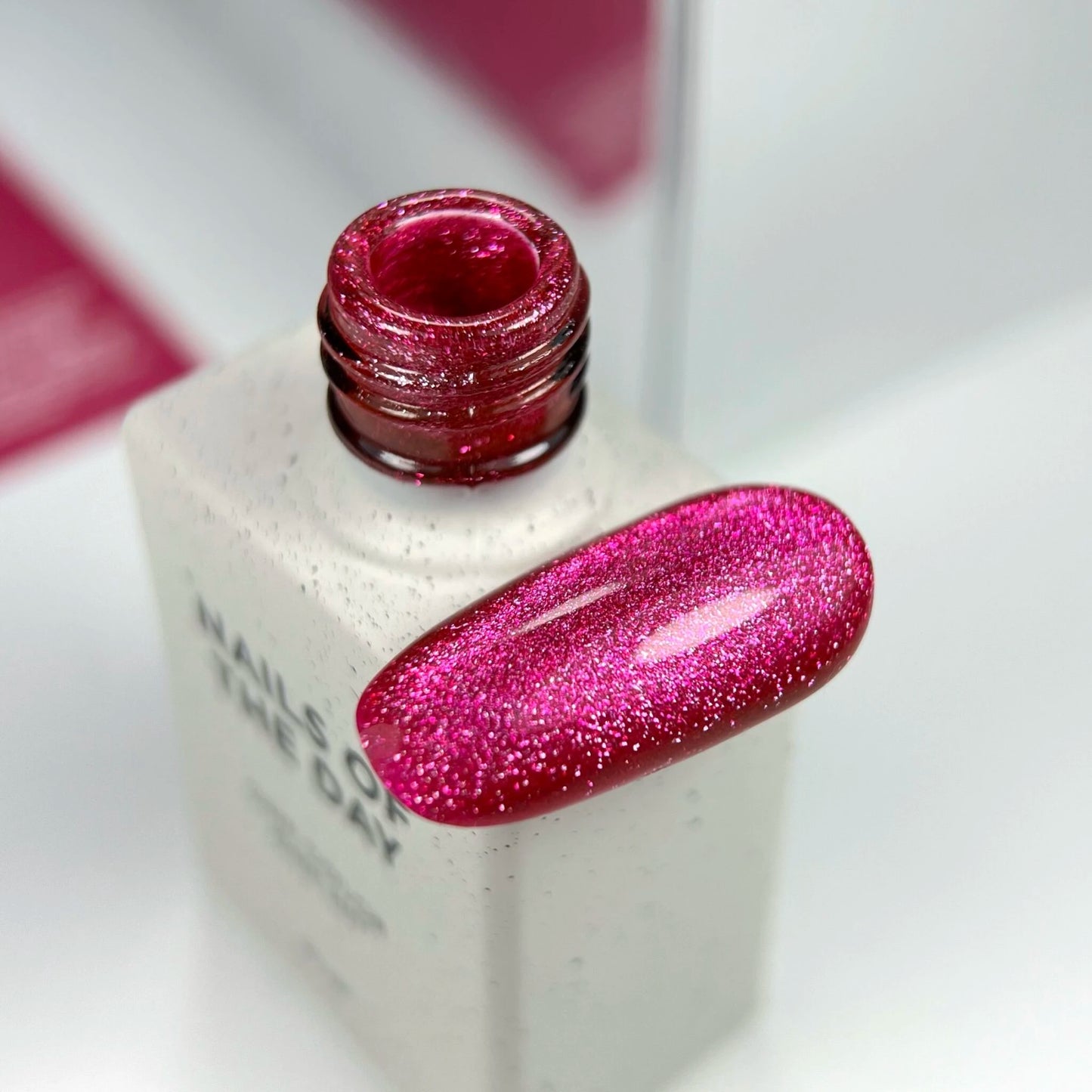 NAILSOFTHEDAY Color of the Month June 2025 „Cherry Kiss“ 10ml