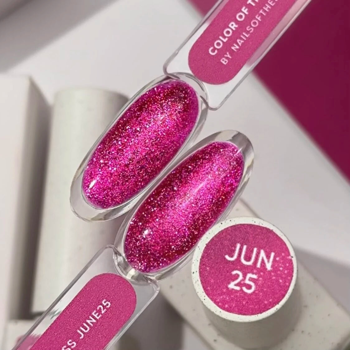 NAILSOFTHEDAY Color of the Month June 2025 „Cherry Kiss“ 10ml