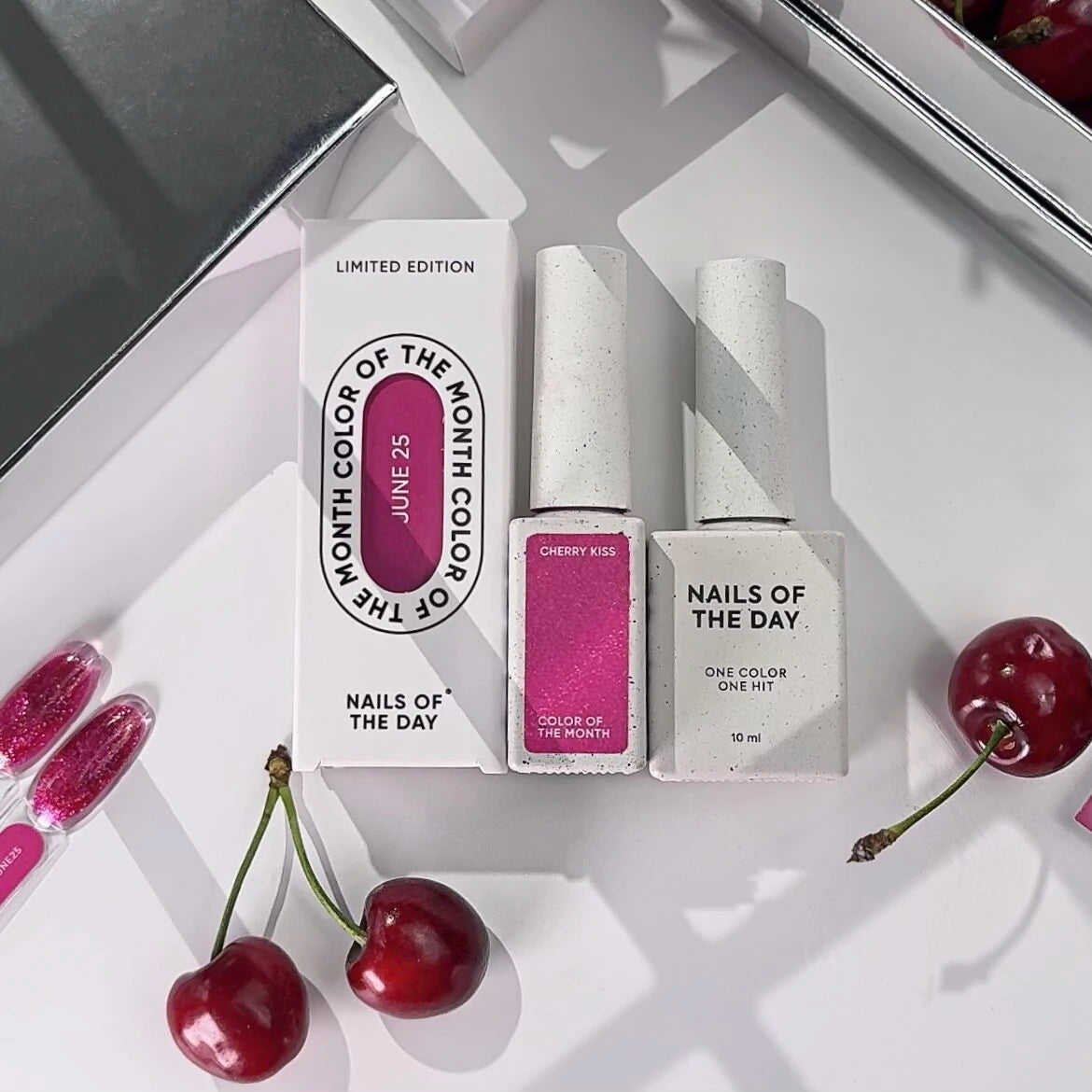 NAILSOFTHEDAY Color of the Month June 2025 „Cherry Kiss“ 10ml