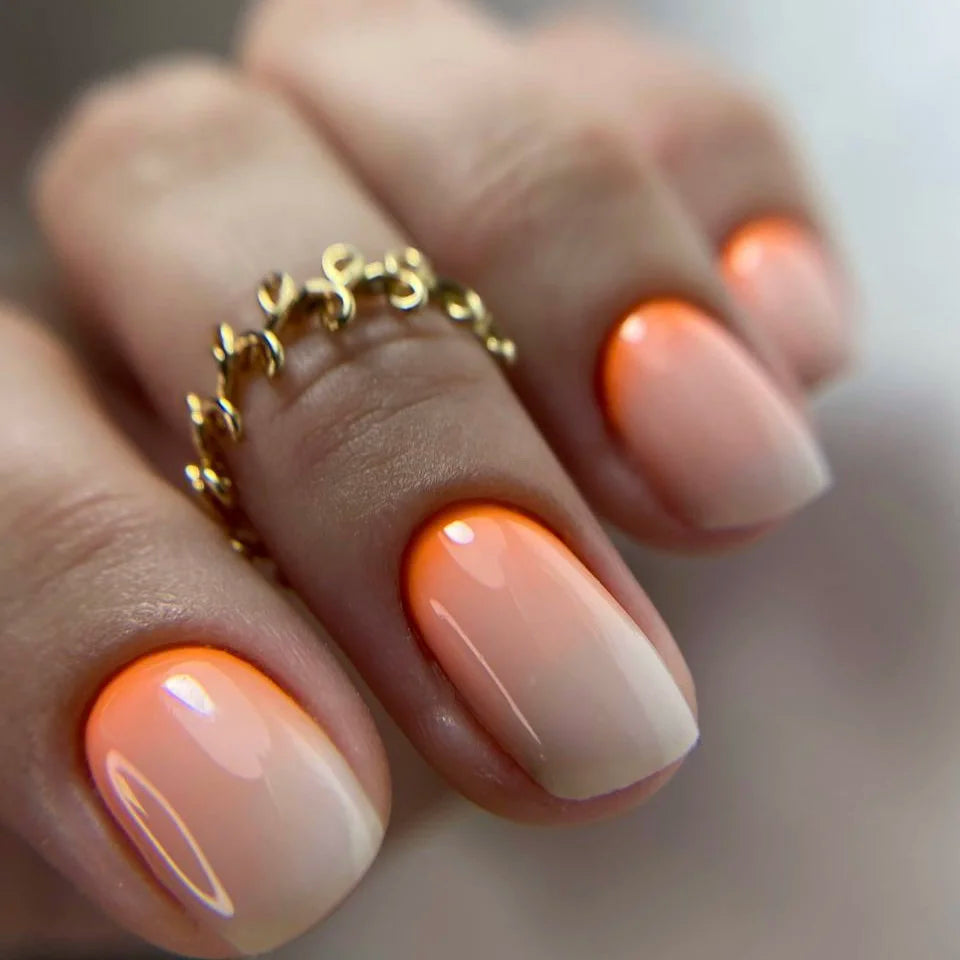 NAILSOFTHEDAY Let’s Special Orange – spezieller Orangen/Karotten Gel-Nagellack, 10ml