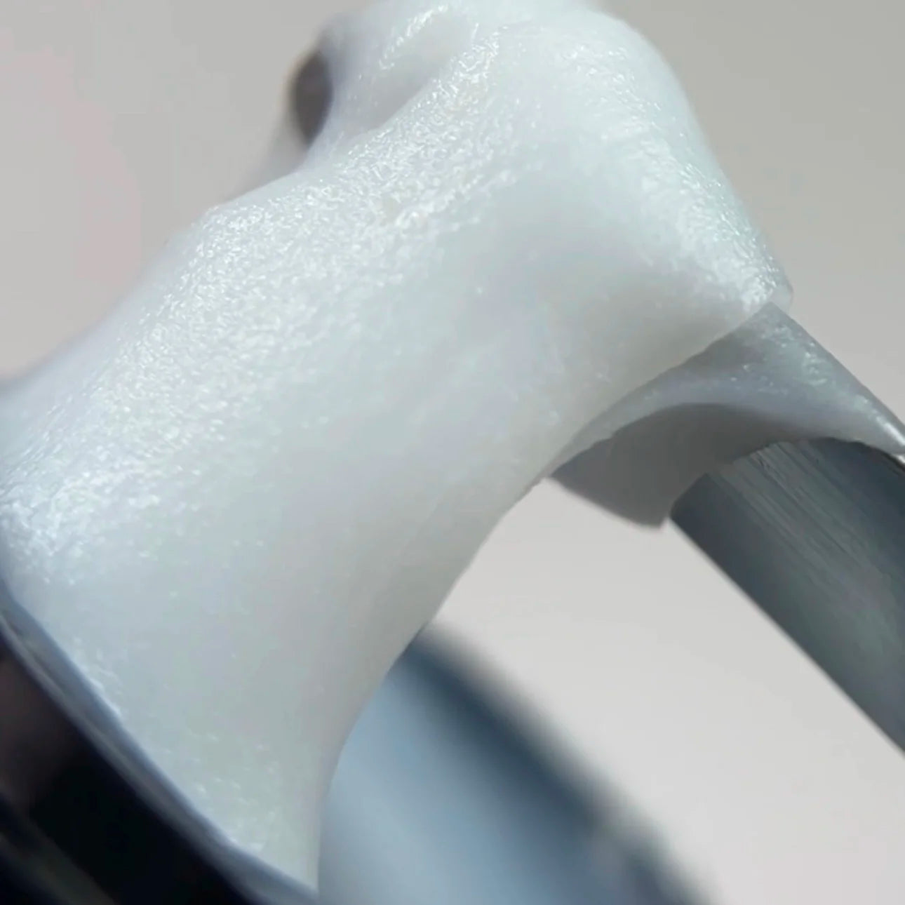 NAILSOFTHEDAY Polygel Milch - Durchscheinendes milchiges Polygel, 30g