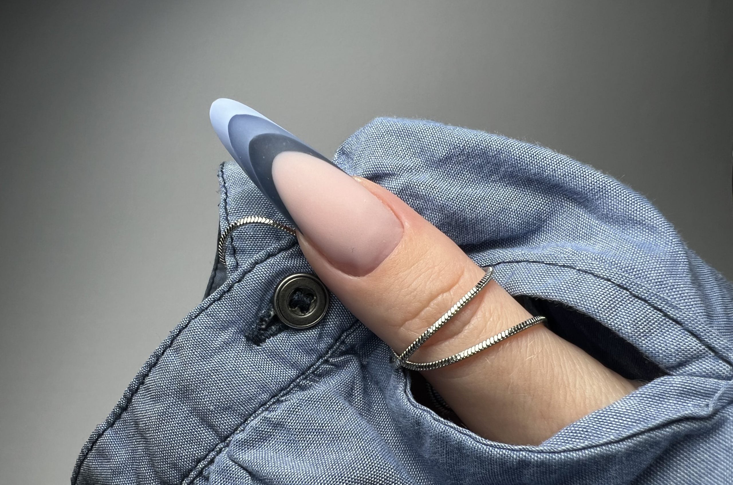 Wie man Nageltrends mit Ihrem persönlichen Stil kombiniert