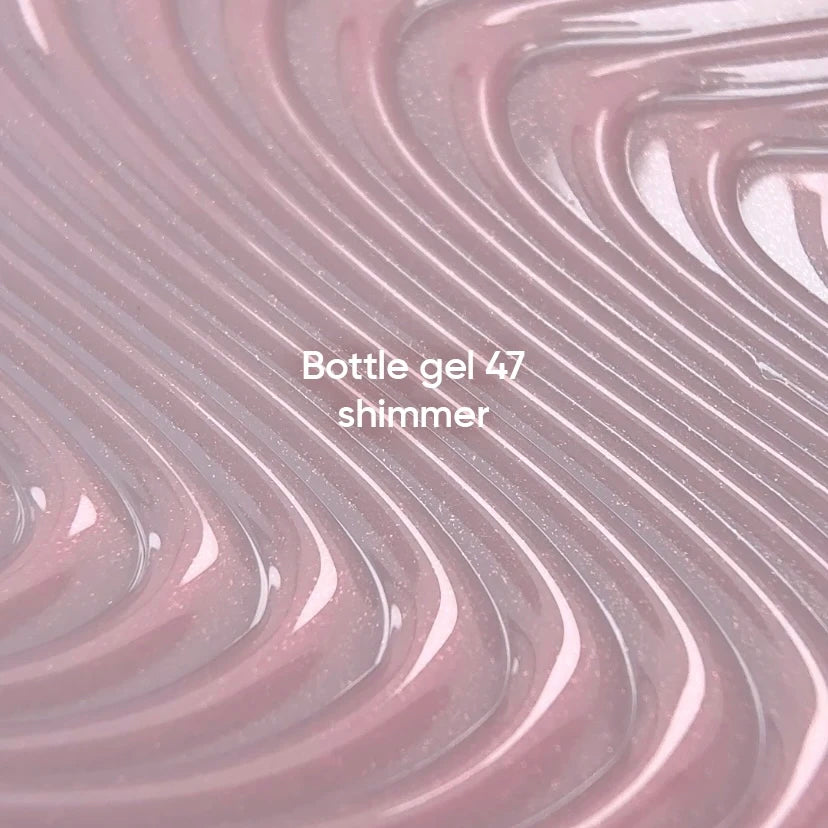 NAILSOFTHEDAY Bottle Gel 47 Shimmer 10 ml – milchrosa Liquid Builder Gel mit rosa Schimmer zur Nagelverstärkung