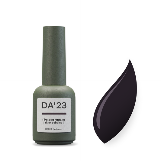 Gel Polish DA’23 Richkova halʹka [river pebble], 8 ml – dunkles Grau mit leichtem Violettunterton, mittlere Konsistenz, glänzendes Finish, langanhaltende Deckkraft