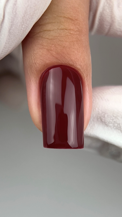 Gel Polish DA’23 Proud style [hordyy stylʹ], 8 ml – weinroter Gel-Lack mit glänzendem Finish, langanhaltende Deckkraft
