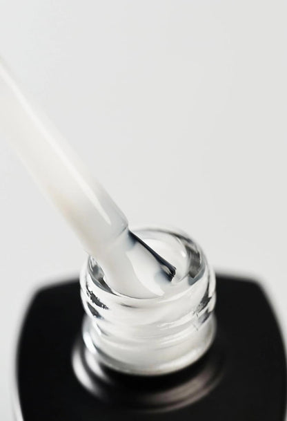 Kinetics Gel in Bottle Milky White #906 15ml – Жидкий гель для укрепления ногтей, молочный белый оттенок, защита и прочность