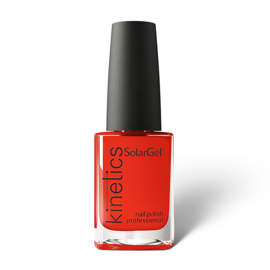 Kinetics Nail Polish SolarGel #481 ALARM 15 ml – auffälliger klassischer roter Nagellack in Ferrari F70