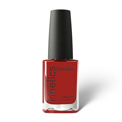 Kinetics Nail Polish SolarGel #626 SNUG 15 ml – klassischer Nagellack in intensivem Rostrot