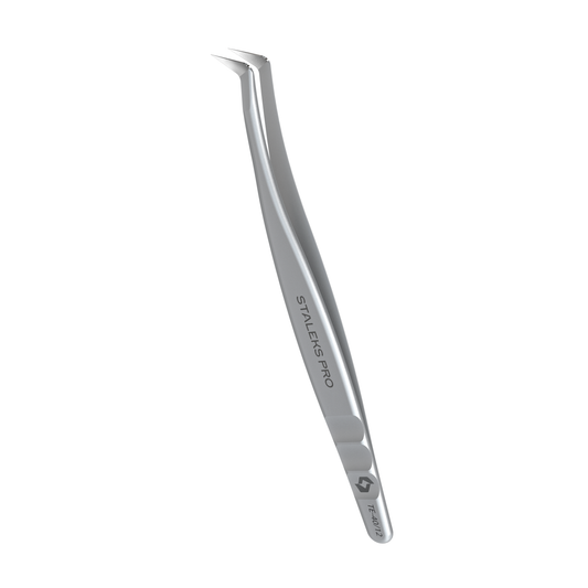 Professionelle Wimpernpinzette STALEKS PRO EXPERT 40 Typ 12 – gebogene „Boot“ 65° Pinzette aus AISI 420 Edelstahl für Volume‑Extensions