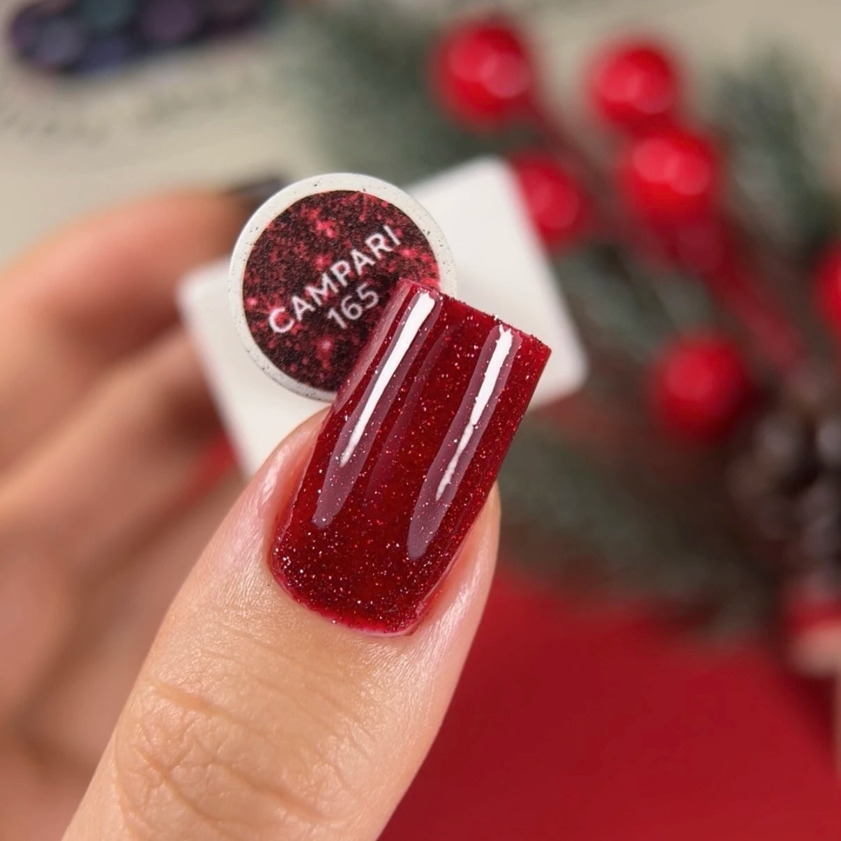NAILSOFTHEDAY Gel Polish Campari 10 ml – Rot Lichtreflektierend Gellack für Nägel