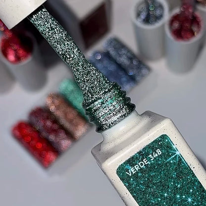 NAILSOFTHEDAY Gel Polish Verde 10 ml – Grün Lichtreflektierender Gel-Nagellack für Nägel