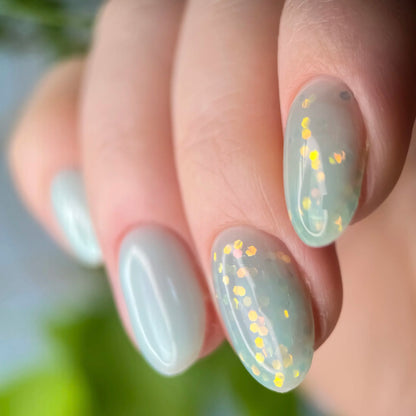 NAILSOFTHENIGHT Party Base 05 – Neon-blaues Nagelgel mit holografischen Sechsecken, 10ml