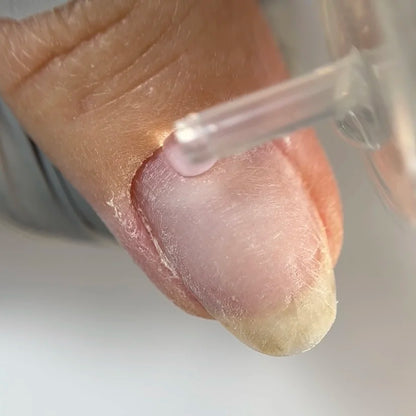 NAILSOFTHEDAY Cuticle Remover – регенерирующий ремувер для кутикулы с мочевиной 10%, 60мл