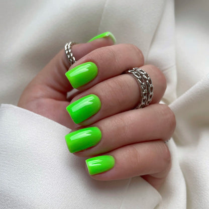 NAILSOFTHEDAY Let’s Special Lime – ein spezieller Neon-Salat-Gellack, 10ml