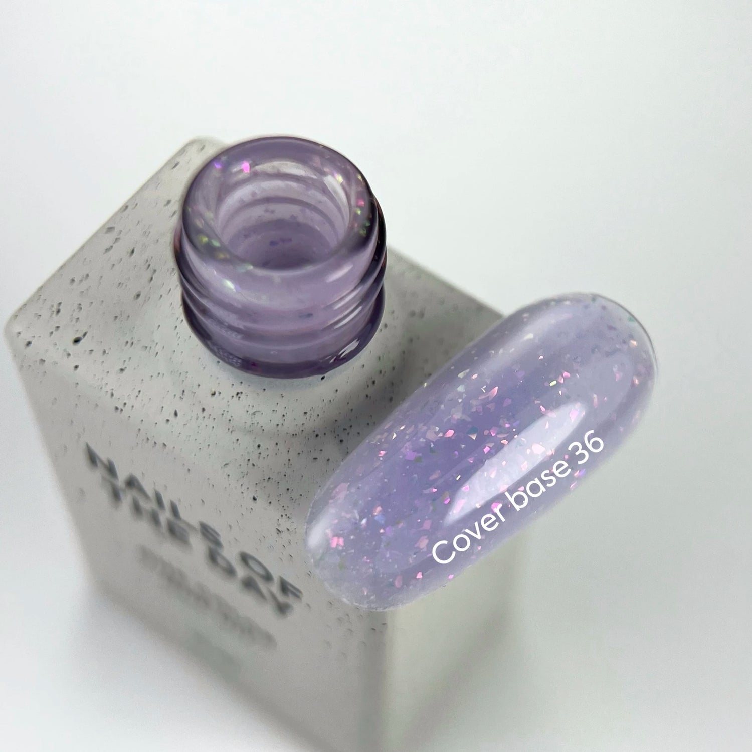 NAILSOFTHEDAY Cover Base 36 Potal – Zartlila Base Coat mit holografischer Potal, 10ml