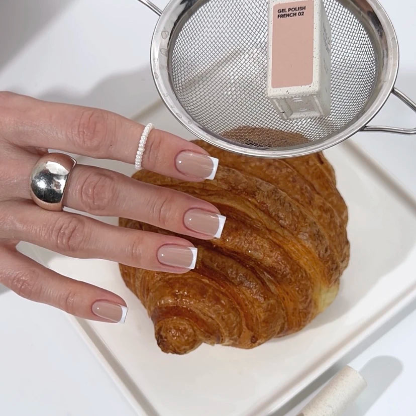 NAILSOFTHEDAY Gel Polish French 02 бежево-нюдового цвета 10 мл — гель-лак для френча и натурального маникюра