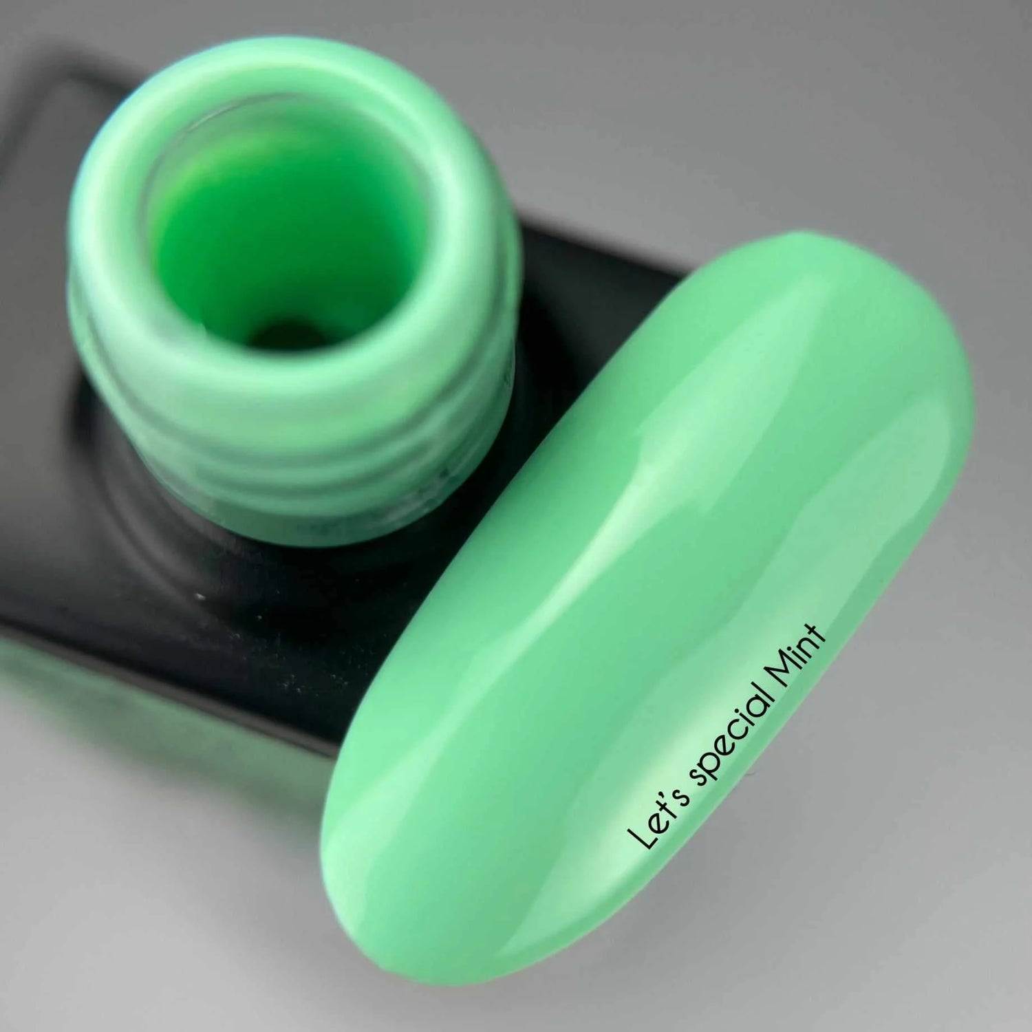 NAILSOFTHEDAY Let’s Special Mint – Mint-Gellack für Nägel, 10ml