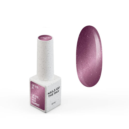 NAILSOFTHEDAY Gel Polish Cat Eye 05 – Dunkelrosa Cat-Eye Gel-Lack mit feiner Folie und leicht reflektierendem Effekt, elegante Tiefe, 6 ml