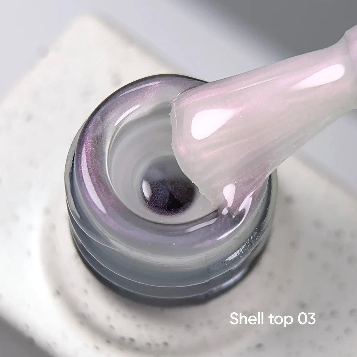 NAILSOFTHENIGHT Shell Top 03 – Perlmutt-Top mit rosa Einreibe-Effekt ohne Schwitzschicht, 10ml