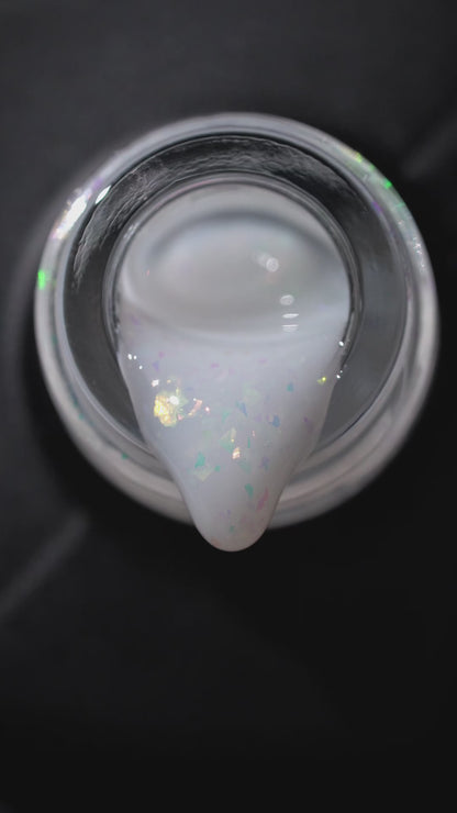 Kinetics Gel in Bottle Milky Frost #942 15ml – жидкий гель для укрепления ногтей, Frost эффект, молочно-белый