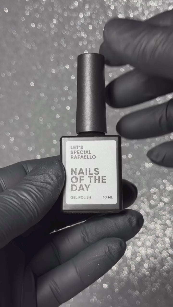 NAILSOFTHEDAY Let's special Rafaello