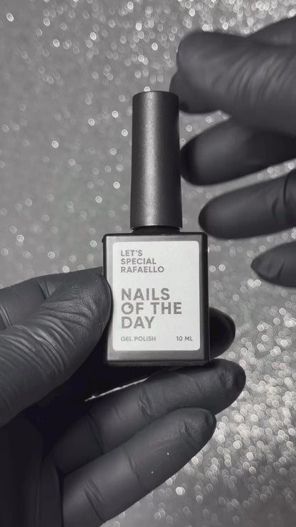NAILSOFTHEDAY Let's special Rafaello