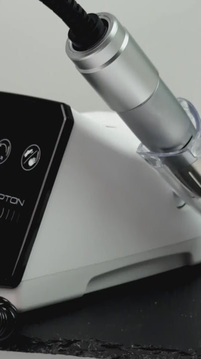 Krypton XPS-300 Nagelfräser – ultraleichtes Handstück, ergonomisch und leise im Einsatz