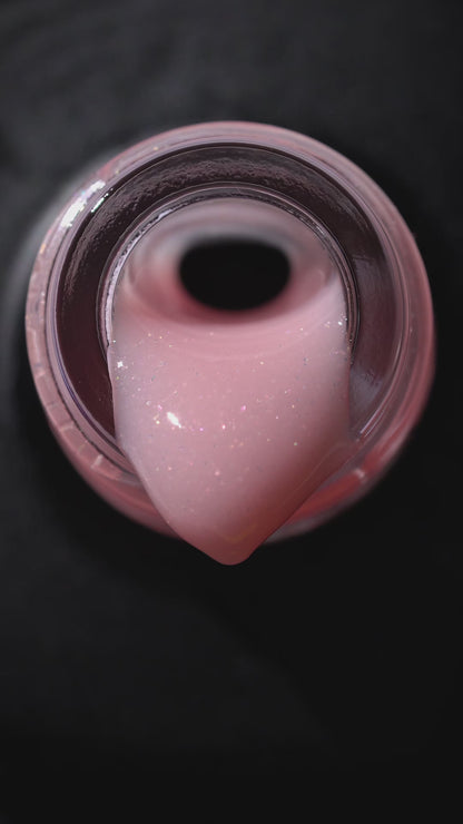 Kinetics Gel in Bottle Pink Spark #939 15ml – Flüssiges Nagelverstärkungs-Gel, Spark Effekt, natürliches Rosa